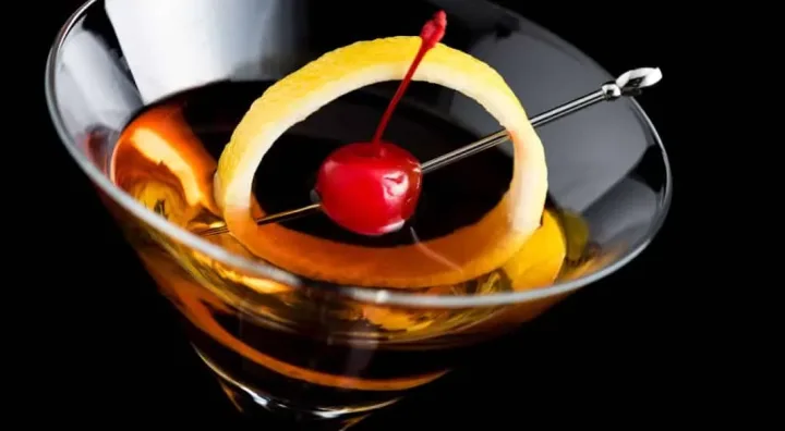 Cóctel Manhattan, un buen coctel para demostrar creatividad