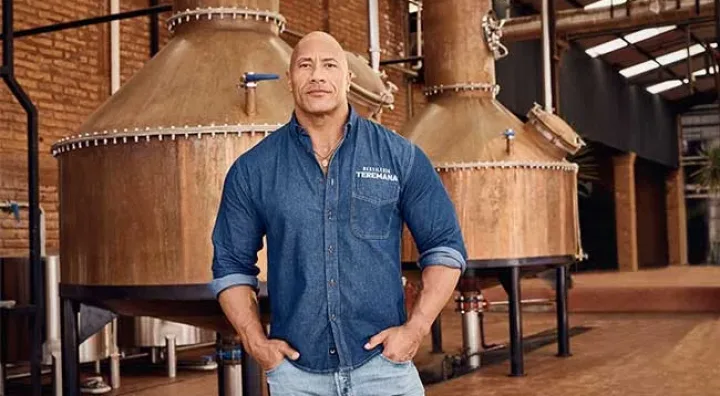 Gamme de bouteilles Teremana Tequila associée à Dwayne Johnson