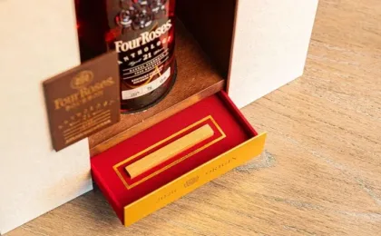 Image de la nouvelle bouteille de Four Roses Anthology 21 Ans