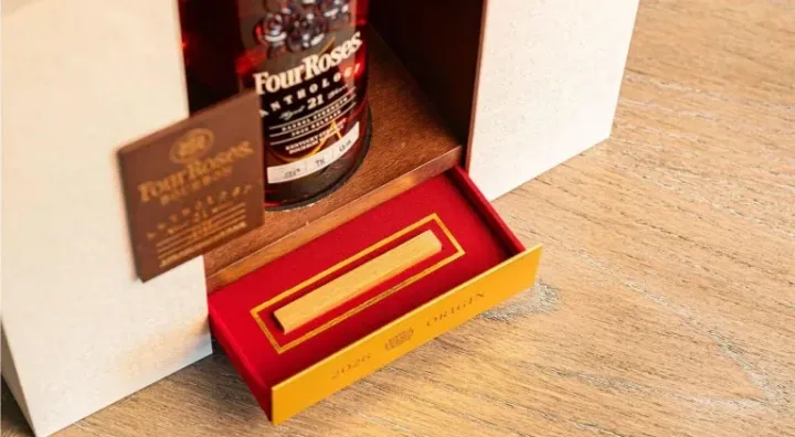 Image of the new Four Roses Anthology 21 Years Old bottle