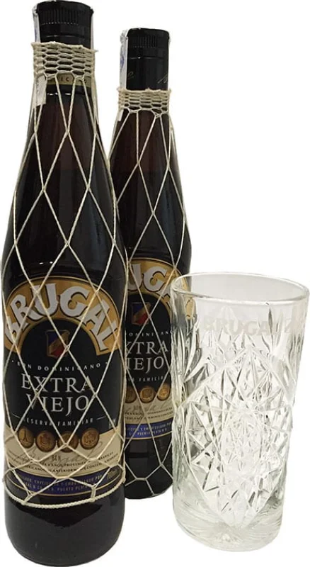 Brugal Extra Viejo 2 Botellas + Vaso (República Dominicana) - Fotografía principal del producto