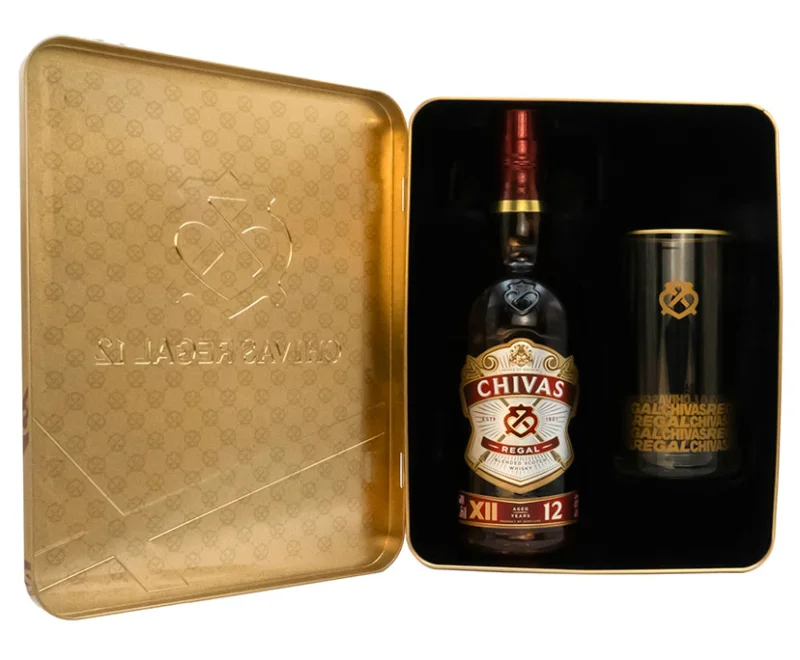 Chivas Regal 12 Años Estuche metal + Vaso 2024 - Fotografía principal del producto