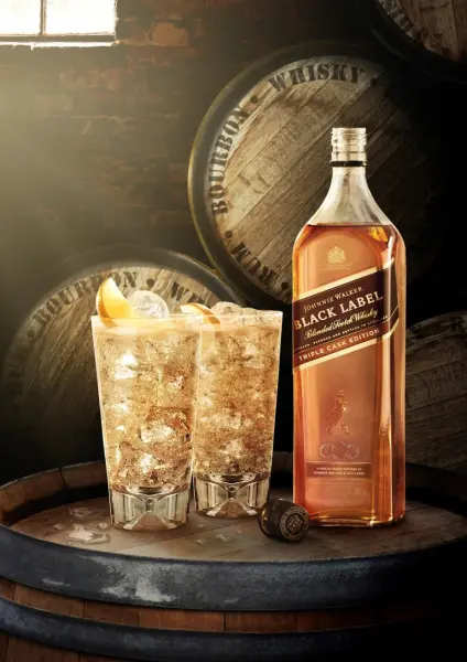 Johnnie Walker Black Triple Cask Edition 1 Litro - Imagen 3 del producto