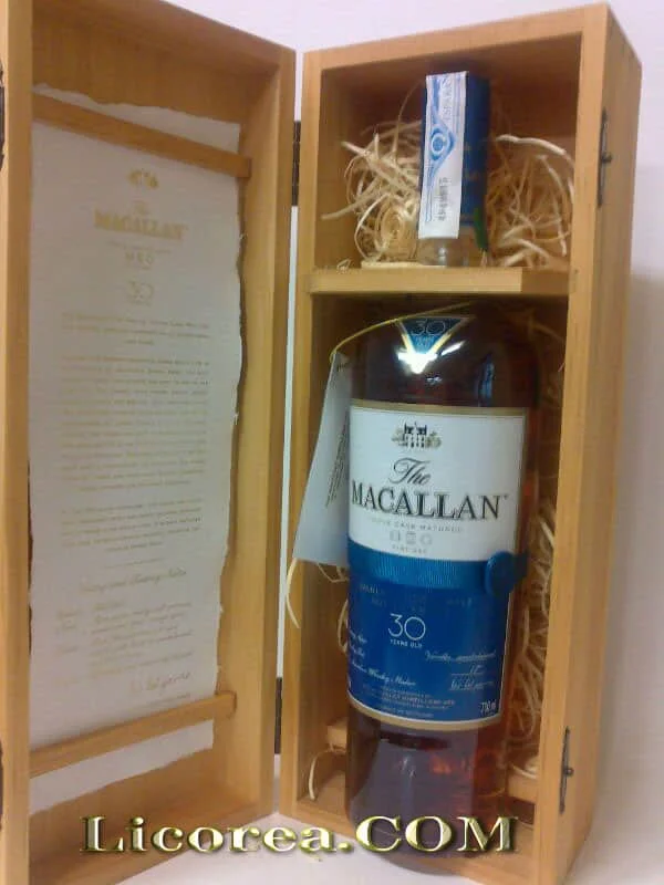 Macallan Fine Oak 30 Year Reserve (Highland) - Main product photo