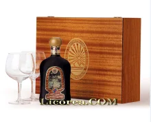 Santiago de Cuba Reserva 20 Años Estuche Lujo + 2 copas (Cuba)