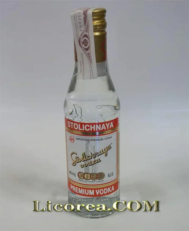 Stolichnaya 20 CL - Fotografía principal del producto