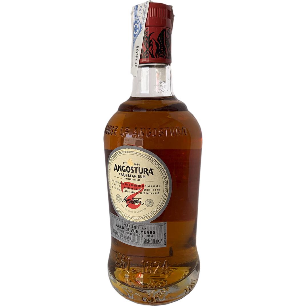 Comprar Angostura Reserva 7 años + Vaso + Bitter (Trinidad & Tobago) LICOREA