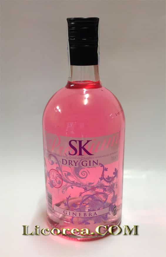 Customers who bought Gin Nº2 Premium Dry Gin, also bought SK Premium Red Fruits
